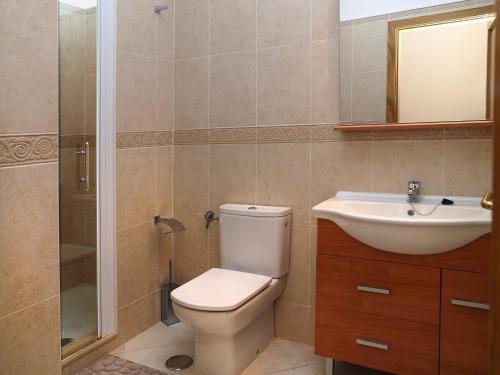 A bathroom at Apartment Palmeiras