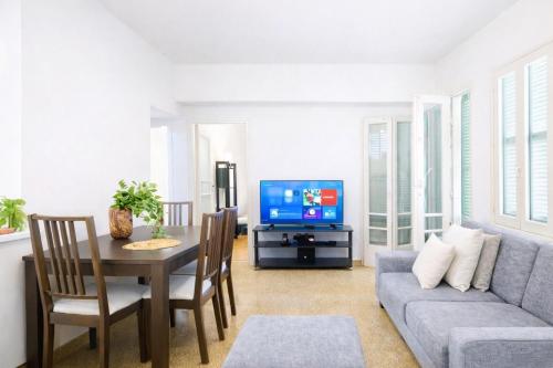 Cozy Corner 2 Bdr Nicosia Center Platform 357 Ltd