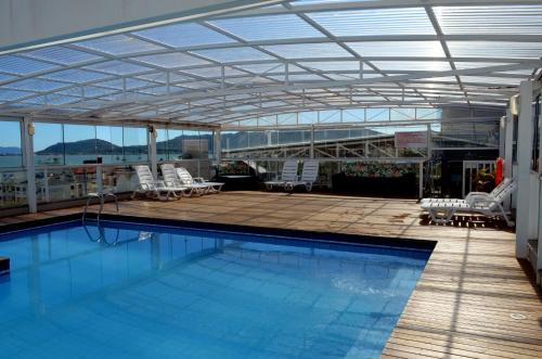 Πισίνα στο ή κοντά στο Mar de Canasvieiras Hotel e Eventos
