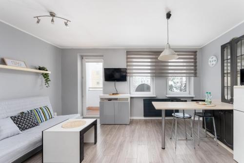 Podgórze Pleasant Apartment by BookingHost