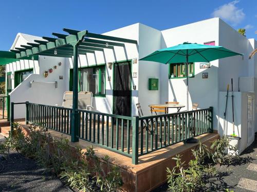 Playa Park 17, charming one bed bungalow