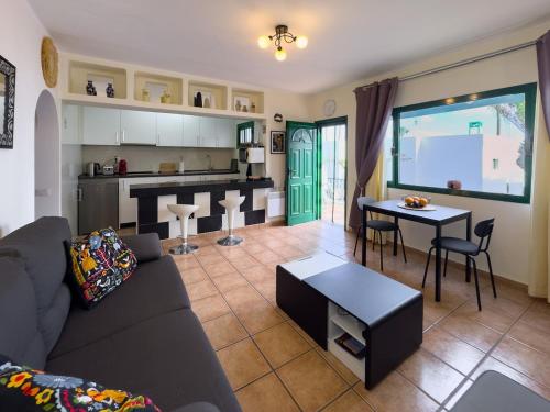 Playa Park 17, charming one bed bungalow