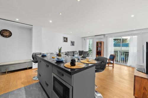 Luxueux cocon central - Proche de la mer - FU