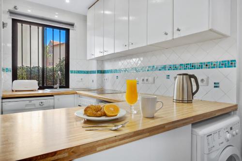 Adelfas 14 By IVI Real Estate