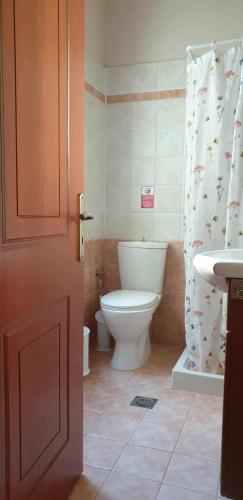 KARAVELAS Rentals