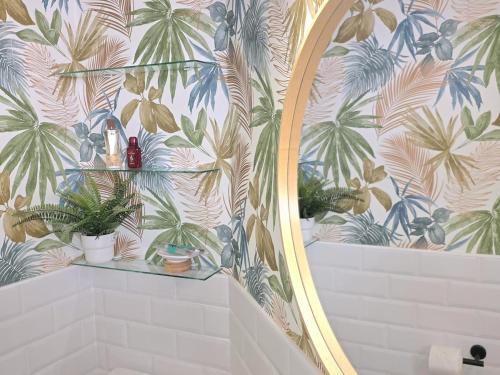 Salome Nogalera Sea View apartment 2 Bedroom City center walking distance to the beach and train station by NAMASTE ELITE