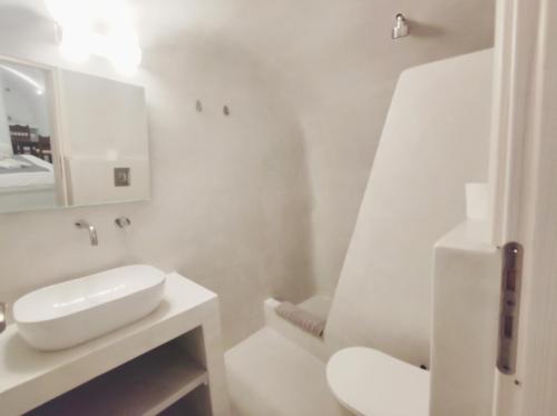 Fira Cozy Rooms
