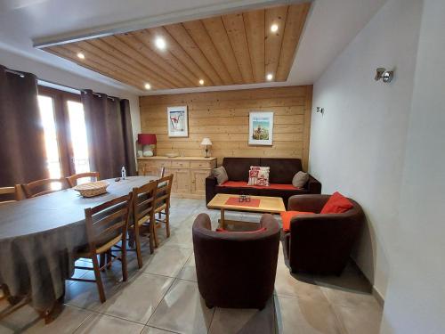Chalet spacieux 8 pers, 3 chambres, exposé Sud-Ouest, Valloire - FR-1-263-106