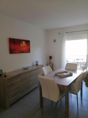 T2 lumineux-150m Plage-Wifi