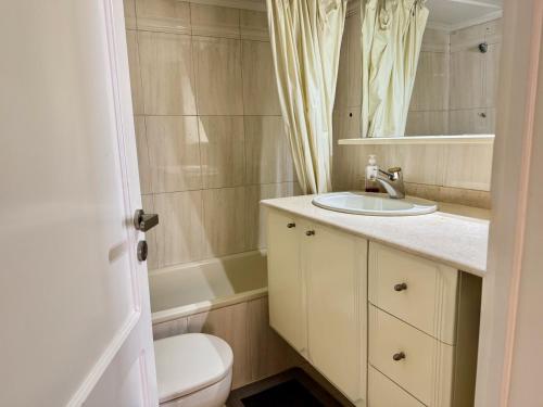 Kopalnica v nastanitvi Mountain View Ariz