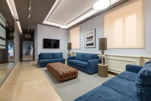 Colosseum Luxury House