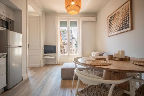 You Stylish Eixample Apartments