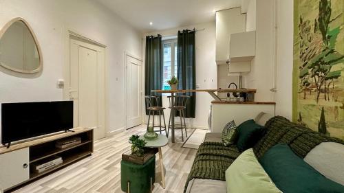 Humility - 1 Bedroom - Close to Pardieu