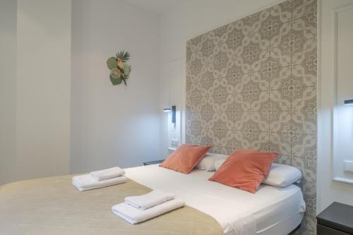 Chic & Comfortable Apartment, Private Terrace photo 16