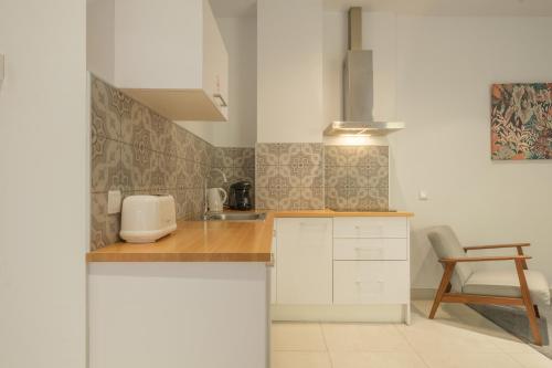 Chic & Comfortable Apartment, Private Terrace photo 21