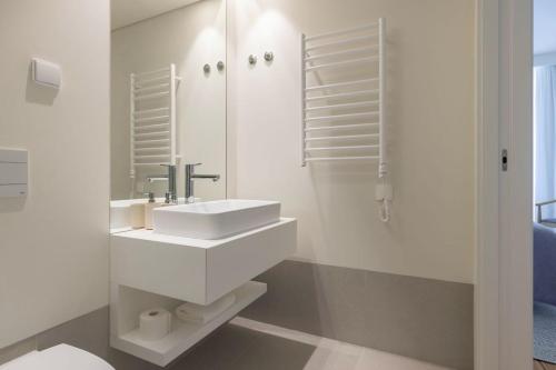 Luxury seaview Bayline