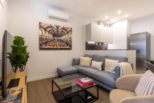 Chic 2-Bed Apartment in Las Letras Madrid
