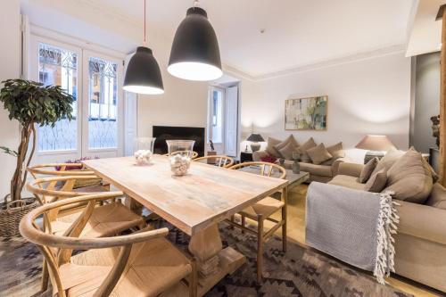 Spectacular 3-Bed Apartment in Central Madrid