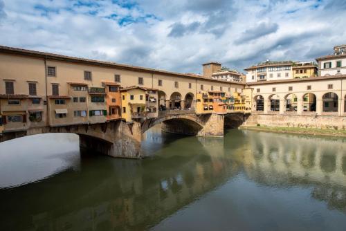Ponte Vecchio Suite 29