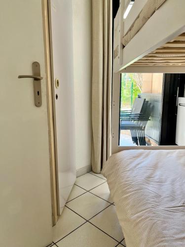Sea Cocoon La Bocca