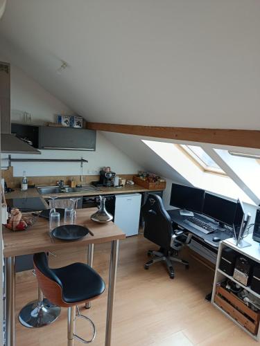 Apartment T2 facing the lake, 1 minute from the train station