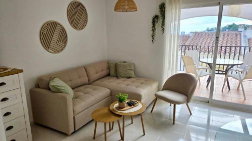 Casa Bluesky by Theka Services