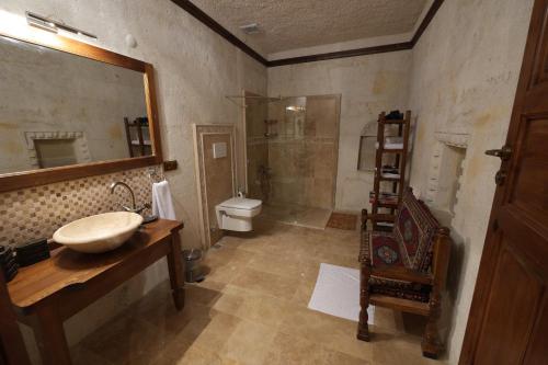 Bilik mandi di Hikmet's House
