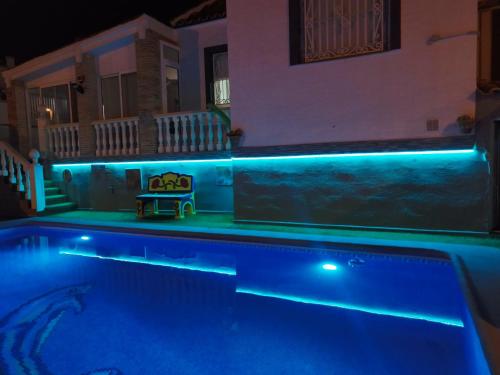 Smukt privat 2 etagers hus med egen pool i altid solrige Torrevieja ,Los Altos