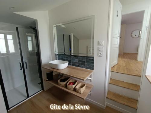 Foto de la galeria de Maison de la Rochejaquelein a Saint-Laurent-sur-Sèvre