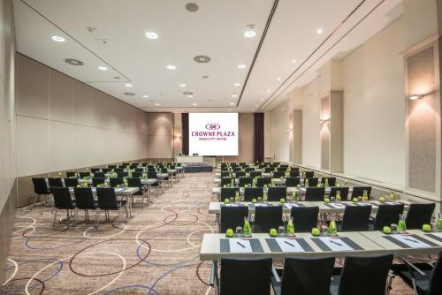 Crowne Plaza Berlin City Centre Ku'damm by IHG photo 98