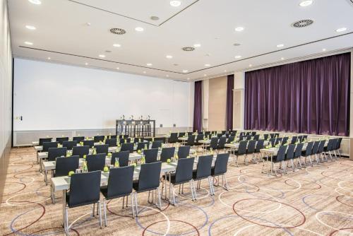 Crowne Plaza Berlin City Centre Ku'damm by IHG photo 96