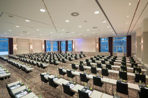 Crowne Plaza Berlin City Centre Ku'damm by IHG photo 65