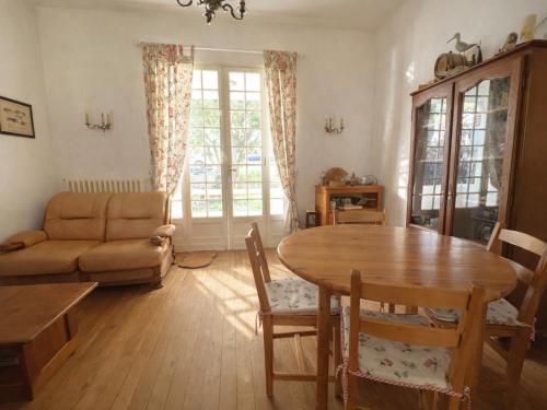 Charmante maison aux Abatilles : 2 chambres, jardin près de la plage
