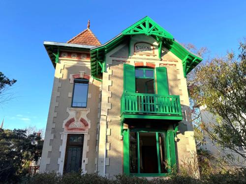 Élégante Villa Arcachonnaise au cœur d'Arcachon - FR-1-474-271