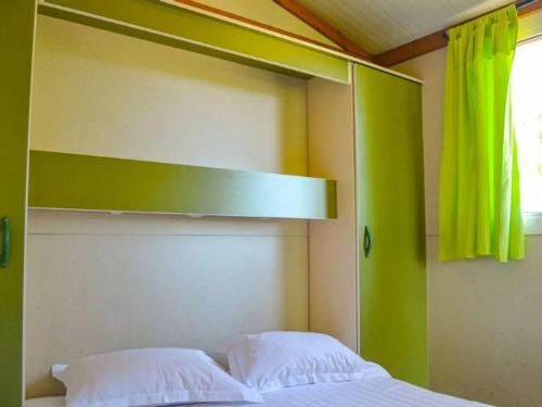 Bungalow de charme avec terrasse - 5 pers, 2 chambres, espace jardin
