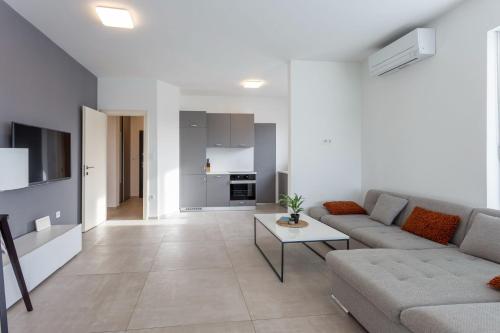 Apartment Sang Near The Beach - Happy Rentals