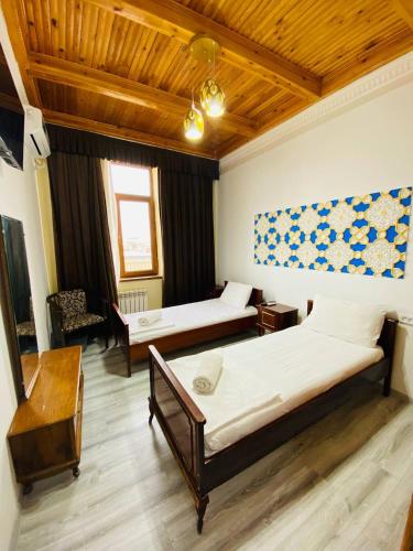 Omar F resort