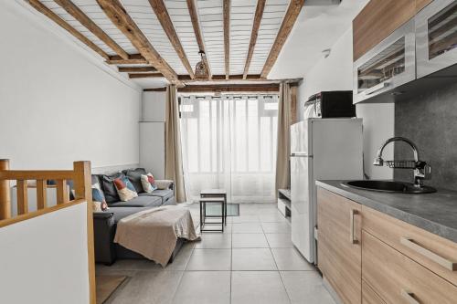 Parisian Nest I Stone Walls & Authentic Charm
