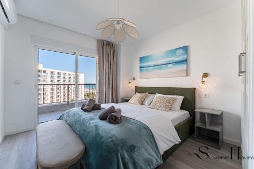 Exclusive 3BR Near Beach & Puerto Marina