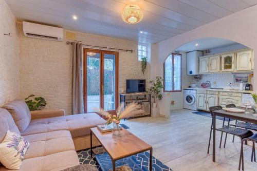 LE CYRNOS AP4499 By Riviera Holiday Homes
