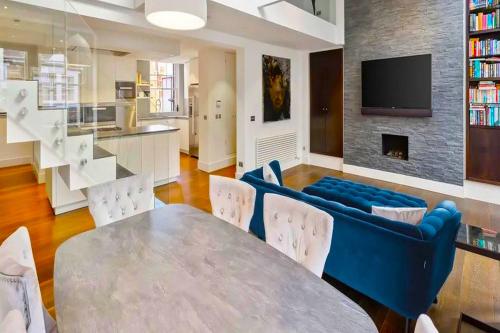Gallery image of Grand Residence - Mayfair - Luxe - Central London in London