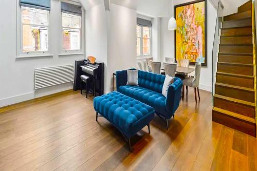 Gallery image of Grand Residence - Mayfair - Luxe - Central London in London