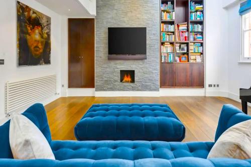 Gallery image of Grand Residence - Mayfair - Luxe - Central London in London