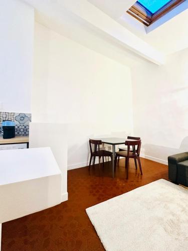 Rare duplex with rooftop terrace