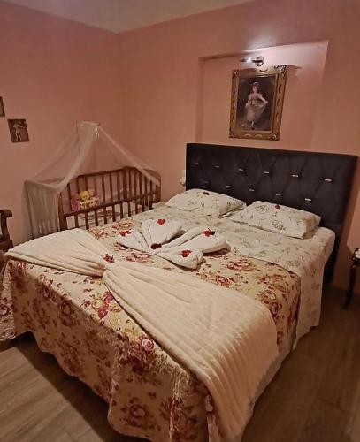 Meteora Mary's mansion