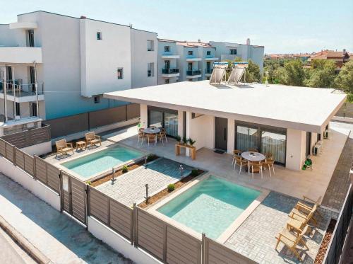 Olivio 4 Seasons Villas