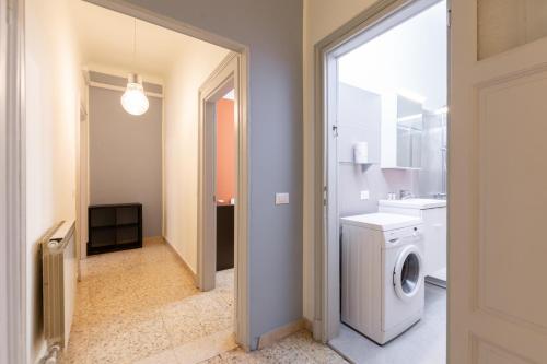 I-Host Spacious 2BR near City Center