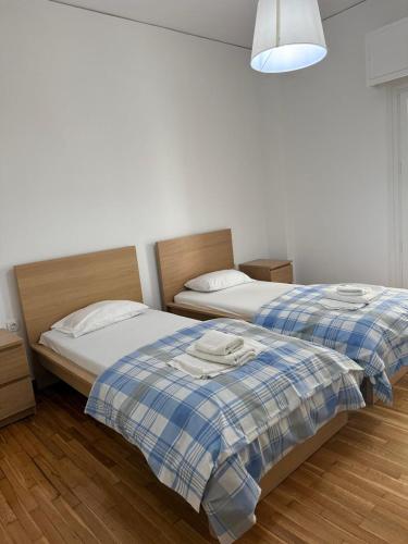 Spacious Two Bedroom Apartment, Walking distance to Neos K Metro