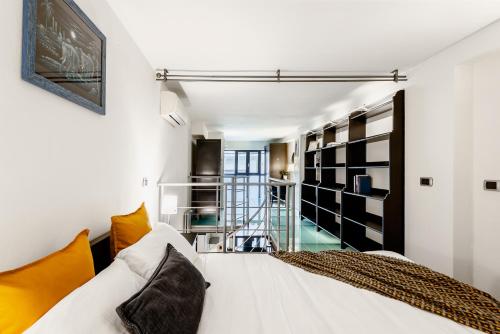 StayEasy Lodi82 - Modern Loft Metro M3 Brenta