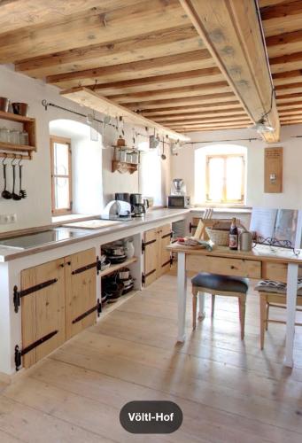 Кухня або міні-кухня у Völtl-Hof